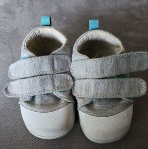 Gray Ten Little First Walker Baby Shoes with Velcro Straps Size 4.5
